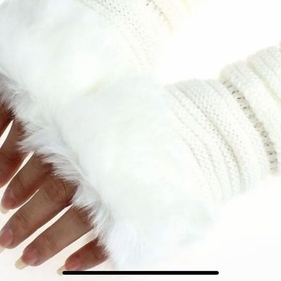 Fingerless,  knitted gloves faux rabbit fur super cute . - Picture 3 of 14